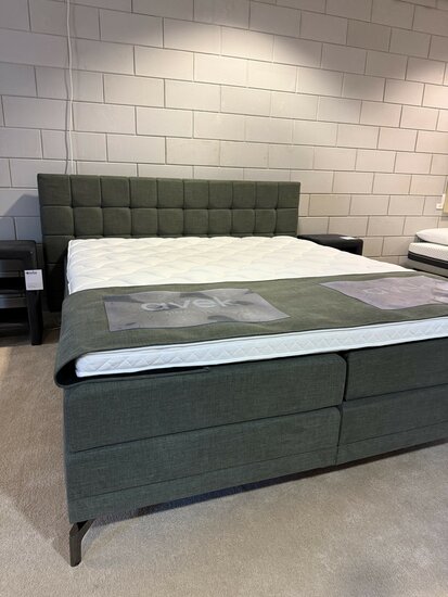 AVEK | Fier Boxspring | 180x210 | Nu voor 1995,-