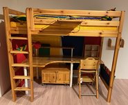 Set: hoogslaper + bureau Set: hoogslaper + bureau